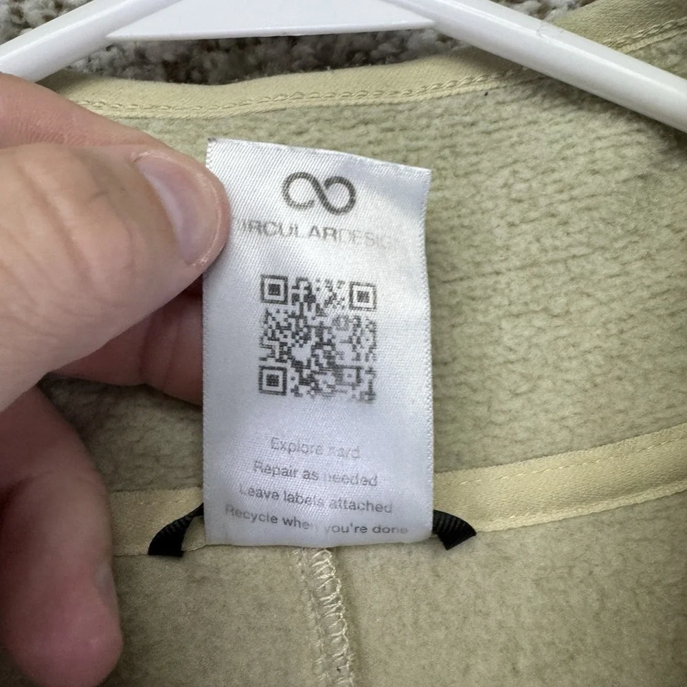 The North Face Fleece Sweater Men's XXL 2XL Beige Quarter Zip Circular Design
